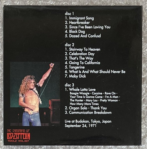Photo2: LED ZEPPELIN - LIGHT & SHADE 3CD  [TDOLZ]  ★★★STOCK ITEM / OUT OF PRINT★★★ (2)
