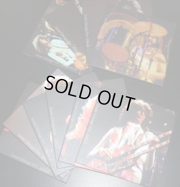 Photo4: LED ZEPPELIN - GREAT CHICAGO FIRE 9CD + DVD BOX 1st EDITION [EMPRESS VALLEY] ★★★STOCK ITEM / OUT OF PRINT / MEGA RARE★★★ (4)