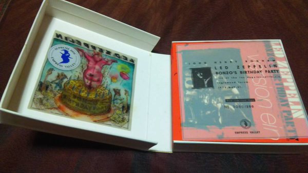 Photo3: LED ZEPPELIN - BONZO'S BIRTHDAY PARTY 9CD + 2CD SBD BOX SET 1st EDITION 1st EVSD RELEASED [EMPRESS VALLEY] ★★★STOCK ITEM / OUT OF PRINT★★★ (3)