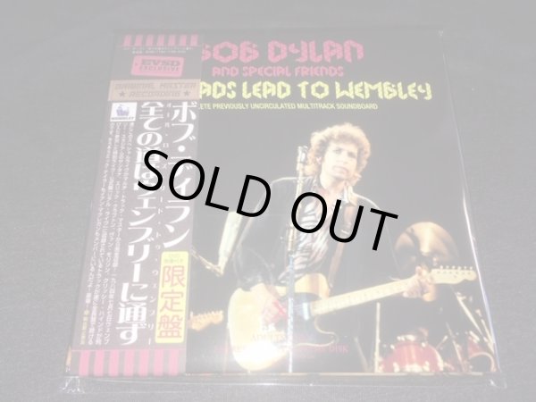 Photo1: BOB DYLAN W/ MICK TAYLOR AND SPECIAL FRIENDS  – ALL THE ROADS LEAD TO WEMBLEY 2CD + DVD W/ ERIC CLAPTON  [EMPRESS VALLEY]  ★★★STOCK ITEM / OUT OF PRINT / SPECIAL PRICE  ★★★ (1)