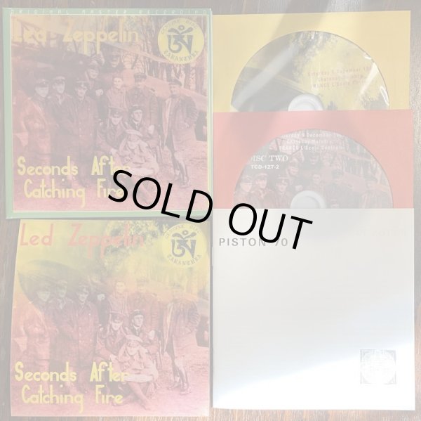 Photo3: LED ZEPPELIN - SECONDS AFTER CATCHING FIRE 2CD 3D COVERS LAST GIG 1969 [TARANTURA] ★★★STOCK ITEM / OUT OF PRINT / SPECIAL PRICE★★★ (3)
