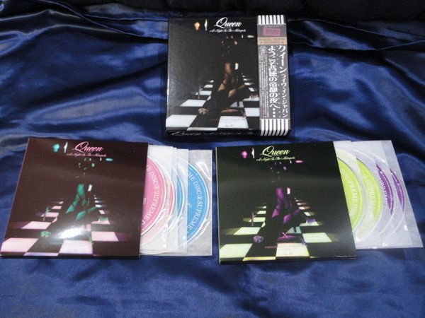 Photo2: QUEEN - A NIGHT IN THE METROPOLIS 8CD BOX SET [EMPRESS VALLEY] ★★★STOCK ITEM / OUT OF PRINT / VERY RARE★★★ (2)