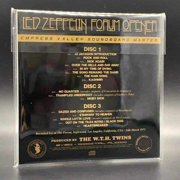 Photo5: LED ZEPPELIN - FORUM OPENER TYPE A 9CD BOX  [EMPRESS VALLEY] WITH ACRYLIC STAND (5)