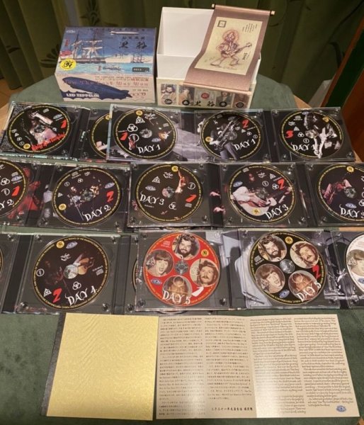 Photo5: LED ZEPPELIN - KUROFUNE - HOW THE EAST WAS WON - GUITARIST PAGE！BOX B 17CD LIMITED 100 COPIES ONLY [TARANTURA] ★★★STOCK ITEM / OUT OF PRINT / VERY RARE / LAST ONE★★★ (5)