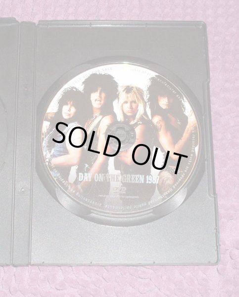 Photo3: MOTLEY CRUE - DAY ON THE GREEN 1987 DVD ★★★STOCK ITEM / OUT OF PRINT / HOT SPRING SALE★★★  (3)