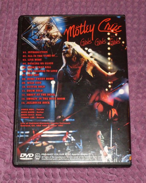 Photo2: MOTLEY CRUE - DAY ON THE GREEN 1987 DVD ★★★STOCK ITEM / OUT OF PRINT / HOT SPRING SALE★★★  (2)