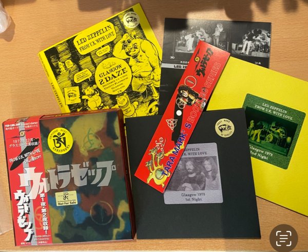 Photo2: LED ZEPPELIN - ULTRA ZEPP - FROM UK WITH LOVE 5CD BOX IN A PLASTIC BAG OVERSEA'S EDITION! PROMOTIONAL EDITION RARE WITH TK2000 STICKER [TARANTURA] ★★★STOCK ITEM / OUT OF PRINT / VERY RARE★★★ (2)