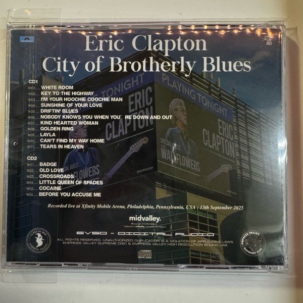 Photo2: ERIC CLAPTON - CITY OF BROTHERLY BLUES Philadelphia 2025 2CD [MID VALLEY]  (2)