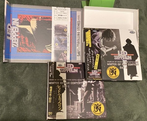Photo3: LED ZEPPELIN - STAND UP, SIT DOWN UP THERE SETTLE DOWN 4CD Valkyrie BOX LIMITED 69 COPIES ONLY [TARANTURA] ★★★STOCK ITEM / OUT OF PRINT / VERY RARE★★★ (3)