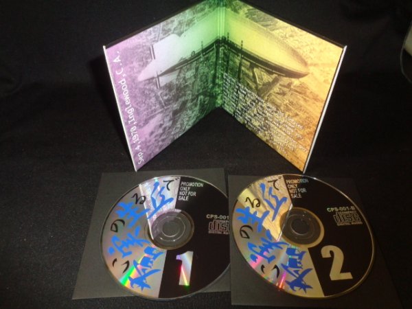 Photo3: LED ZEPPELIN - LIVE ON BLUEBERRY HILL 2CD [COBRA PREMIUM SERIES 001] ★★★STOCK ITEM / OUT OF PRINT /MEGA RARE ★★★ (3)