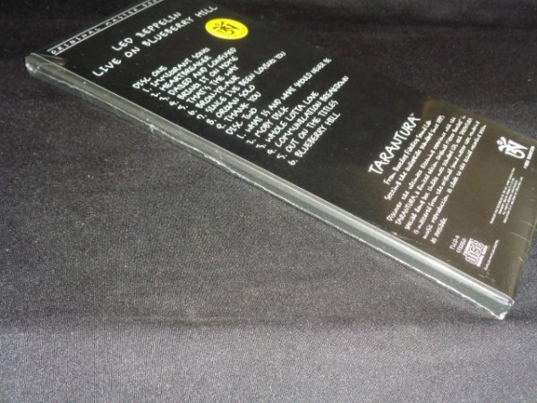Photo4: LED ZEPPELIN - LIVE ON BLUEBERRY HILL  2CD 1993 LONG BOX UNOPENED  [TARANTURA]  ★★★STOCK ITEM / OUT OF PRINT / VERY RARE★★★ (4)