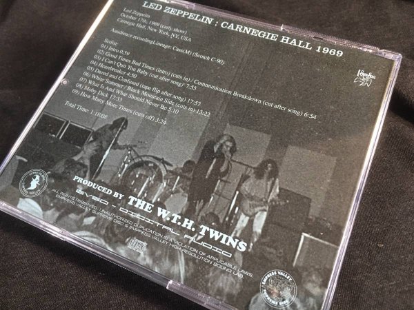 Photo2: LED ZEPPELIN - CARNEGIE HALL 1969 CD [EMPRESS VALLEY] ★★★STOCK ITEM / OUT OF PRINT★★★ (2)