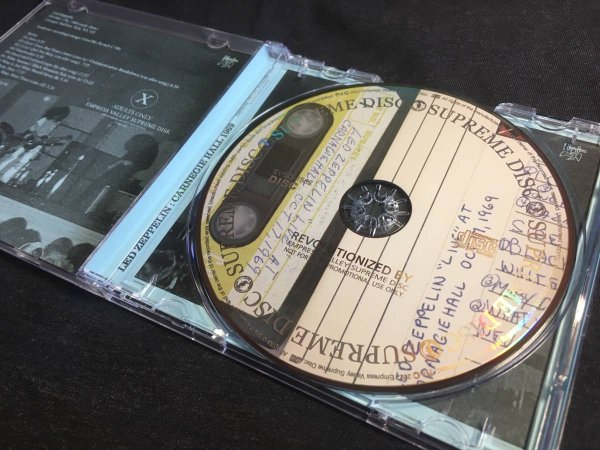 Photo3: LED ZEPPELIN - CARNEGIE HALL 1969 CD [EMPRESS VALLEY] ★★★STOCK ITEM / OUT OF PRINT★★★ (3)